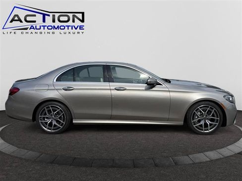 Used 2021 Mercedes-Benz E 350 Sedan image 9