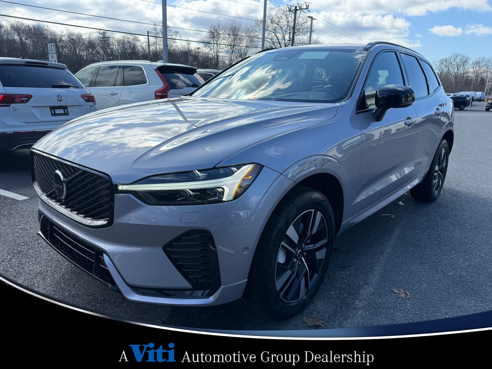 Used 2026 Volvo XC60 B5 Plus w/ Protection Package Premier AWD/4WD image 4