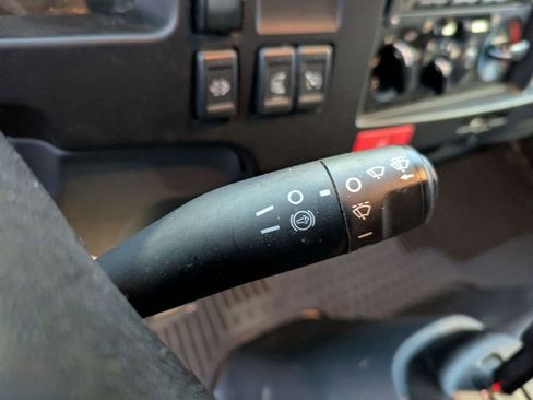 Used 2023 Chevrolet Low Cab Forward 5500XD image 29