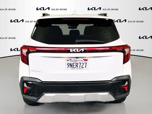 Certified 2024 Kia Seltos S FWD image 8