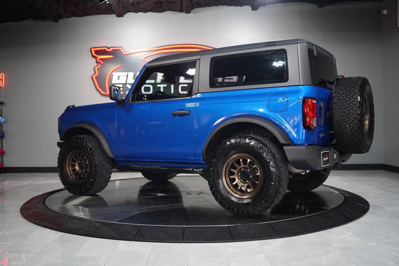 Used 2022 Ford Bronco 2-Door AWD/4WD image 4