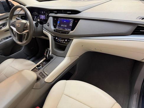 Used 2020 Cadillac XT5 Premium Luxury FWD image 48