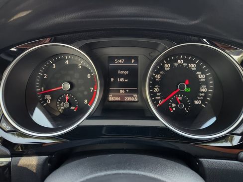 Used 2018 Volkswagen Jetta Sport FWD image 15