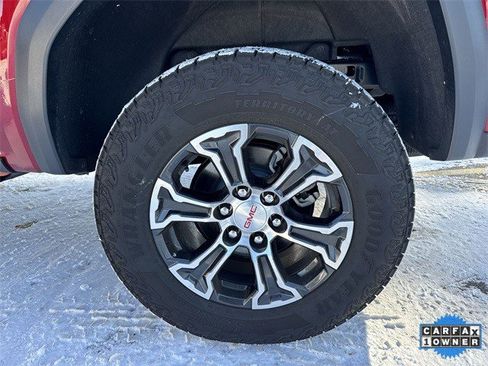 Used 2025 GMC Canyon AT4 image 41