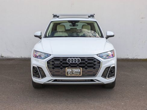 Used 2023 Audi Q5 2.0T Premium w/ Convenience Package AWD/4WD image 7
