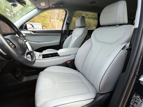 Used 2024 Hyundai Palisade SEL image 47