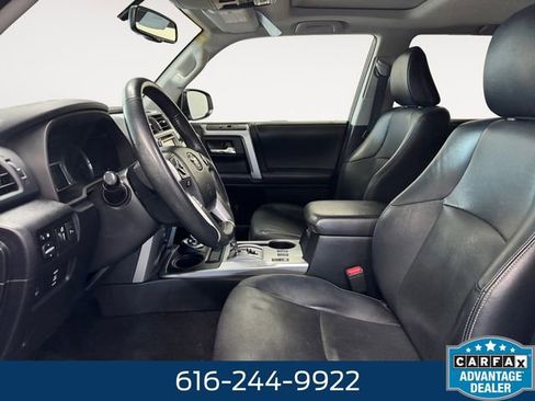 Used 2017 Toyota 4Runner Limited w/ Four Season Floor Mat Package AWD/4WD image 7