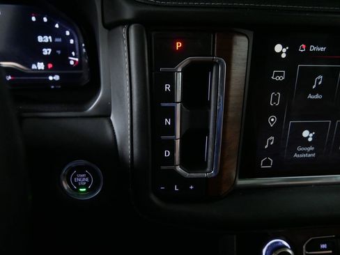 Used 2023 GMC Yukon Denali Ultimate image 28