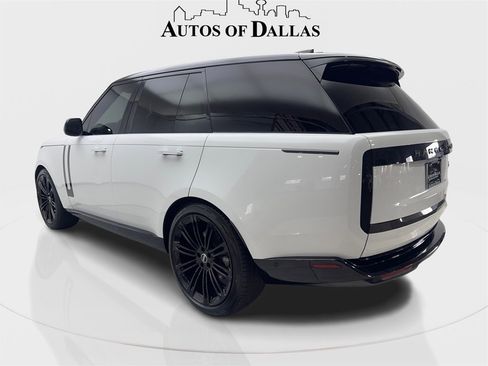 Used 2023 Land Rover Range Rover SE image 9
