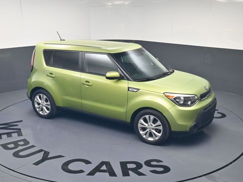 Used 2015 Kia Soul + image 33