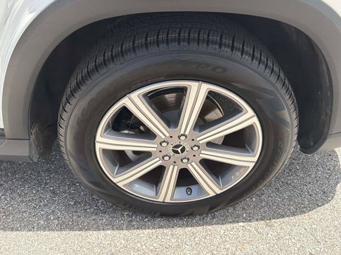 Certified 2023 Mercedes-Benz GLS 450 4MATIC image 10