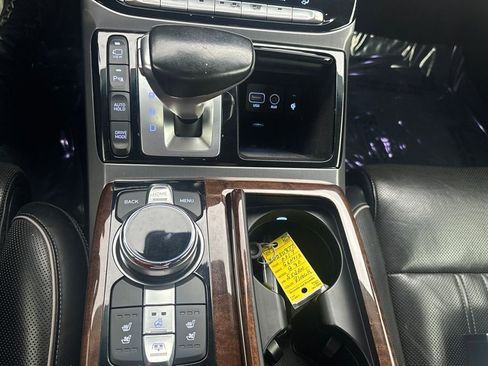 Used 2017 Genesis G90 5.0 Ultimate image 8