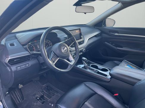 Used 2023 Nissan Altima 2.5 SR image 11