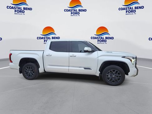 Used 2025 Toyota Tundra Platinum AWD/4WD image 2
