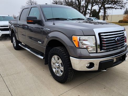 Used 2012 Ford F150 XLT w/ XLT Chrome Pkg image 3