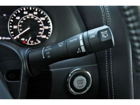 Used 2021 Nissan Armada Platinum image 22