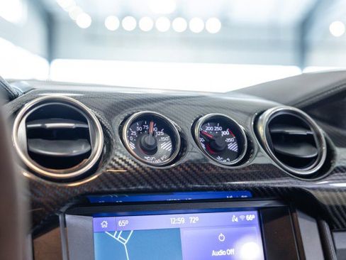 Used 2021 Ford Mustang Shelby GT500 w/ Carbon Fiber Track Pack image 47