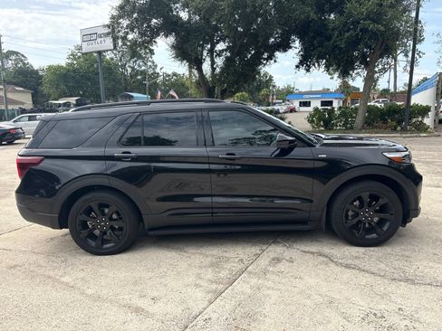 Used 2024 Ford Explorer ST-Line w/ Class IV Trailer Tow Package RWD image 4