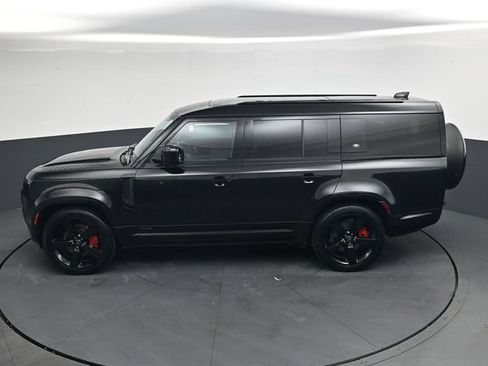 Used 2024 Land Rover Defender 130 X AWD/4WD image 28