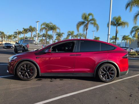 Used 2024 Tesla Model X Plaid image 7