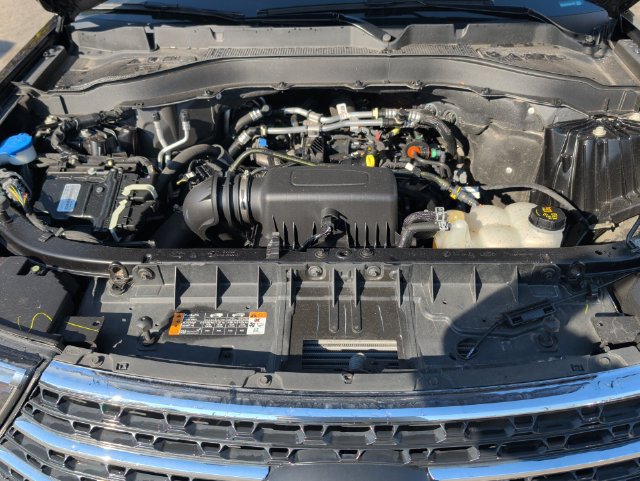 Used 2023 Ford Explorer XLT AWD/4WD image 37