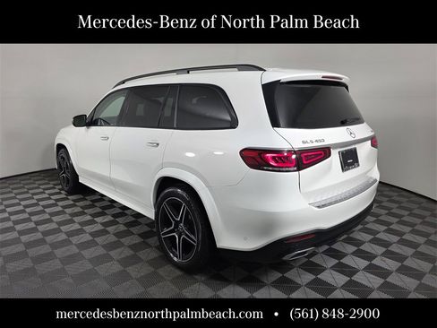 Certified 2022 Mercedes-Benz GLS 450 4MATIC image 4