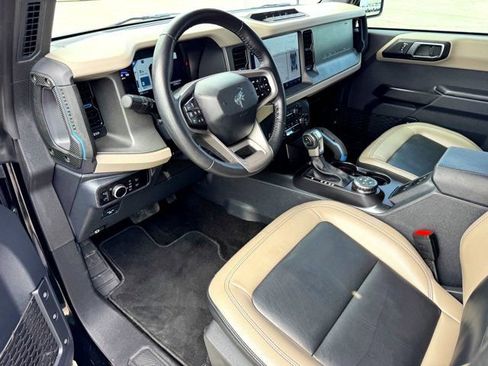 Used 2024 Ford Bronco Wildtrak AWD/4WD image 13