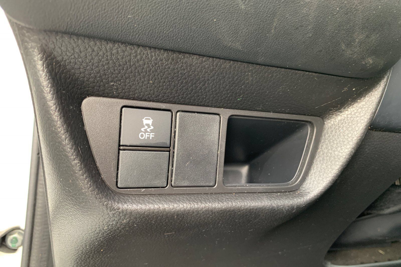 Certified 2024 Honda HR-V LX image 33