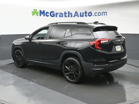 Used 2024 GMC Terrain SLE w/ Driver Convenience Package FWD image 25