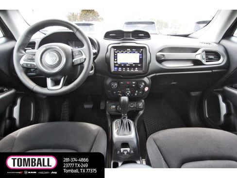 Used 2023 Jeep Renegade Latitude AWD/4WD image 10