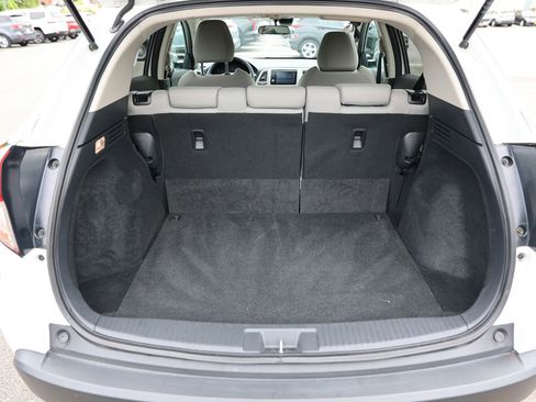 Used 2021 Honda HR-V EX image 13