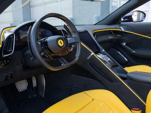 Used 2024 Ferrari Roma Spider image 29