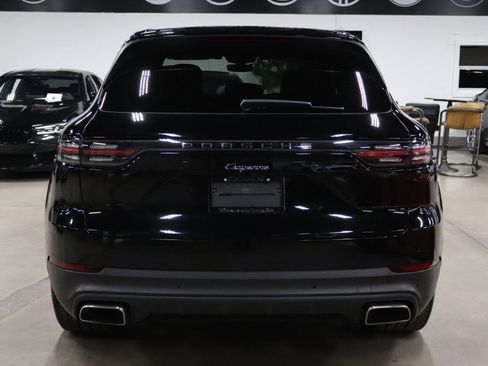 Used 2019 Porsche Cayenne image 4