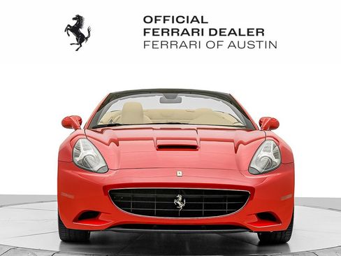 Certified 2010 Ferrari California RWD image 3