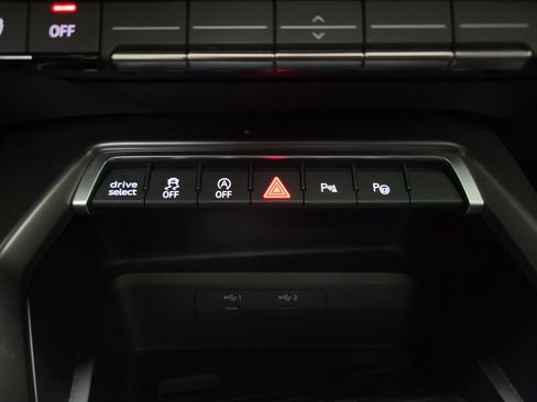 Used 2023 Audi A3 2.0T Premium FWD image 34