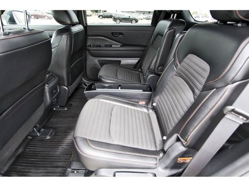 Certified 2024 Nissan Pathfinder Rock Creek AWD/4WD image 7