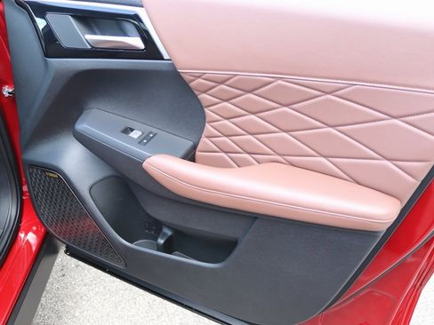 New 2025 Mitsubishi Outlander SEL image 28