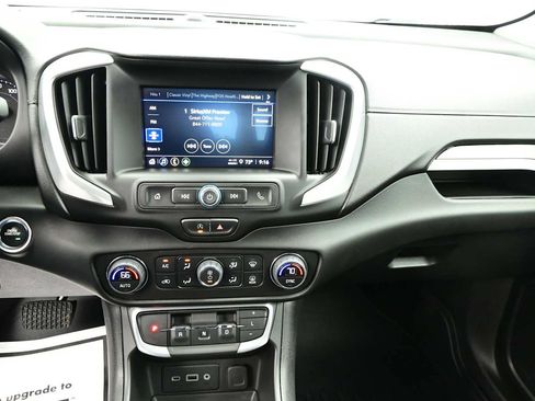 Used 2022 GMC Terrain SLE w/ Driver Convenience Package AWD/4WD image 17