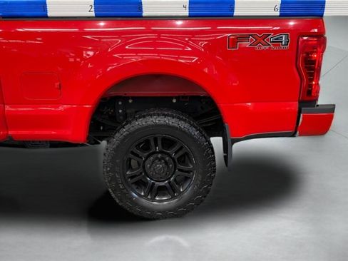Used 2018 Ford F250 XL w/ STX Appearance Package AWD/4WD image 28