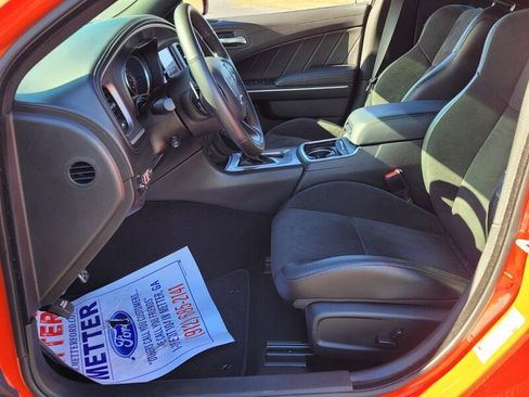 Used 2022 Dodge Charger R/T w/ Plus Group image 5