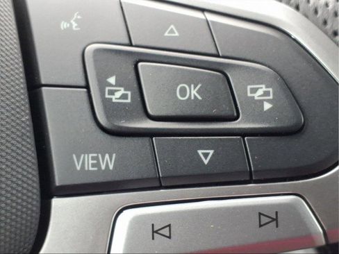 New 2026 Volkswagen Tiguan SE R-Line image 22