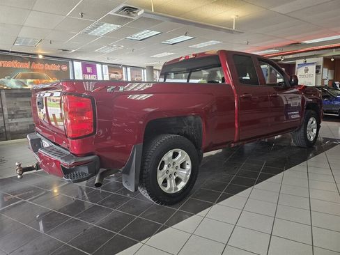 Used 2018 Chevrolet Silverado 1500 LT w/ All Star Edition AWD/4WD image 4