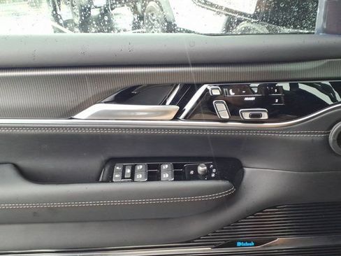 New 2026 Jeep Grand Wagoneer Summit w/ Premium Group III AWD/4WD image 12