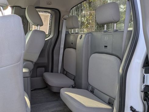 Used 2011 Nissan Frontier S w/ S Preferred Pkg RWD image 14