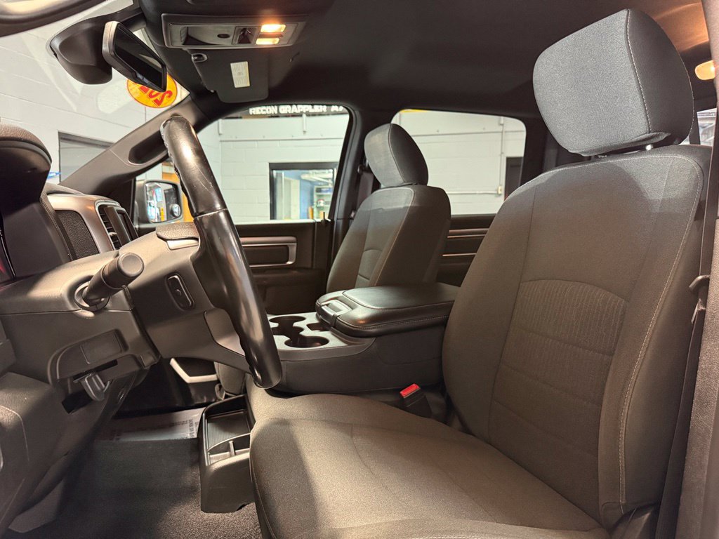 Used 2021 RAM 1500 Warlock AWD/4WD image 10