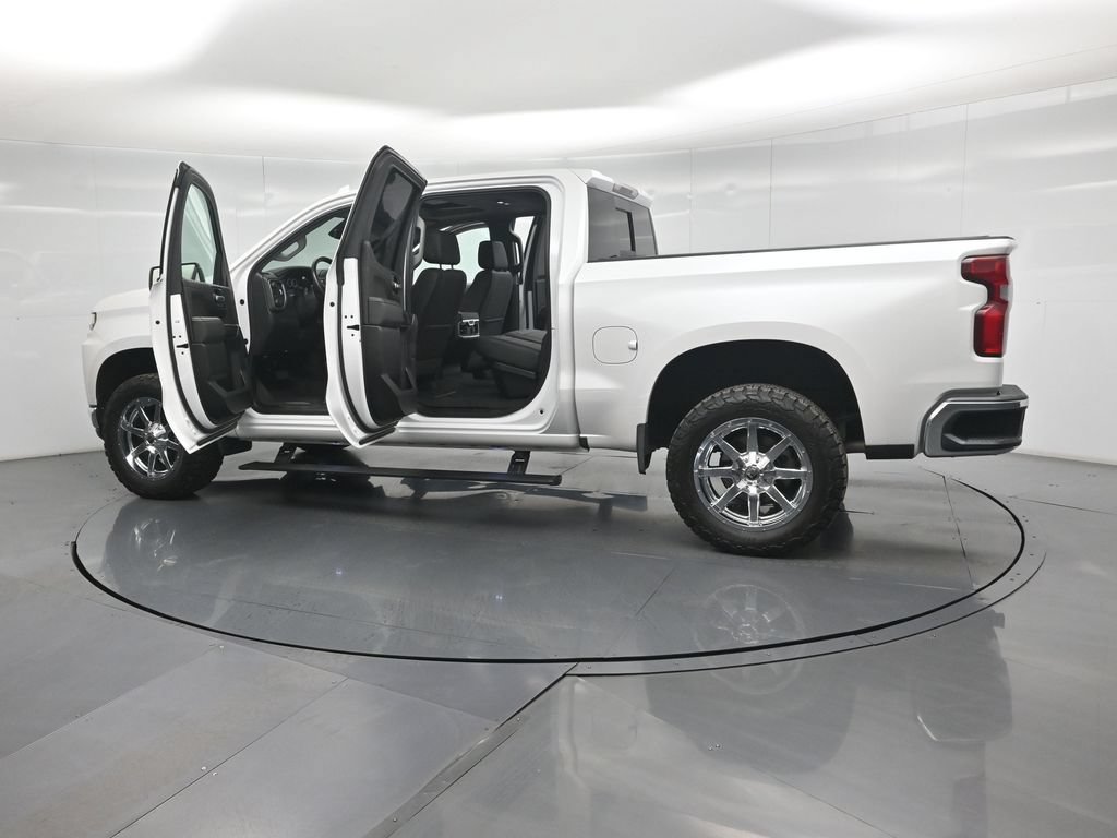 Used 2019 Chevrolet Silverado 1500 LTZ w/ LTZ Plus Package AWD/4WD image 33