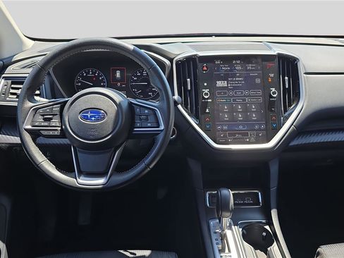 Used 2025 Subaru Ascent Premium AWD/4WD image 9
