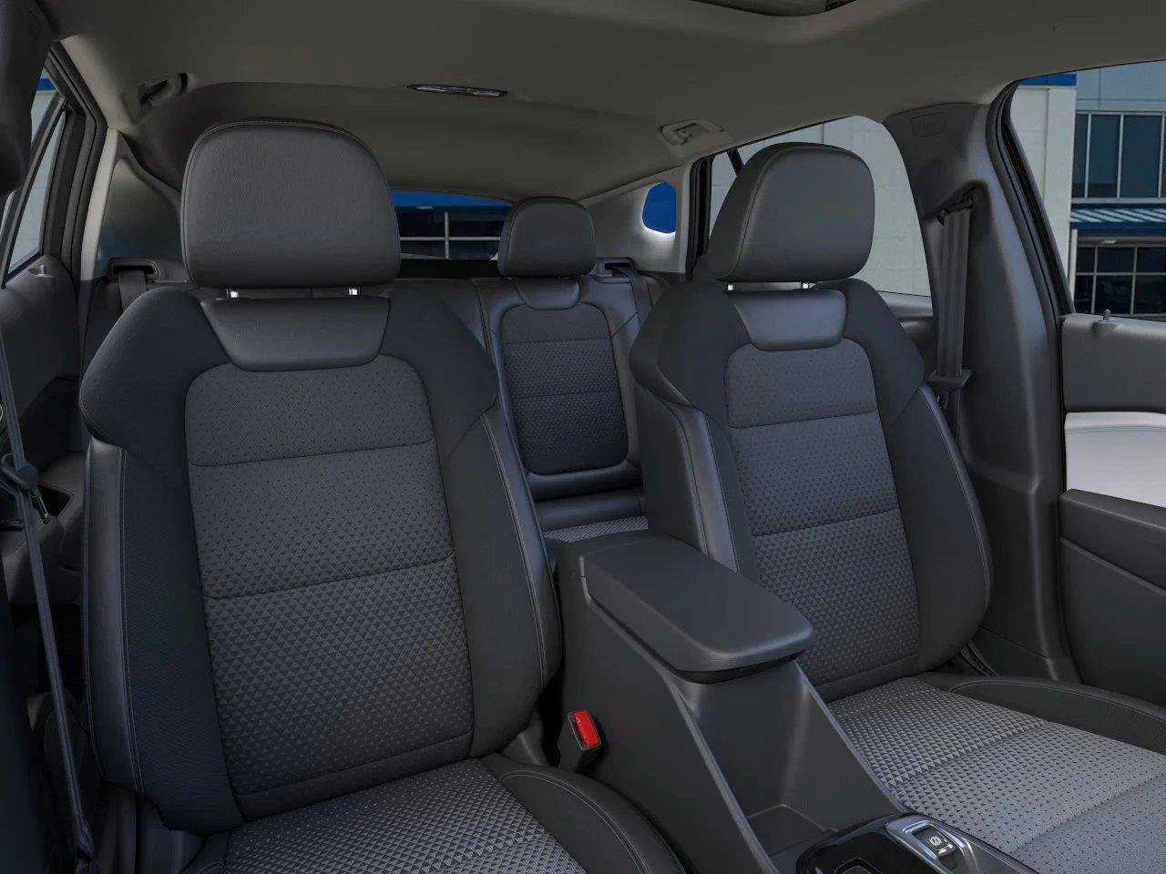 New 2026 Chevrolet Trax LT w/ Sunroof Package FWD image 40