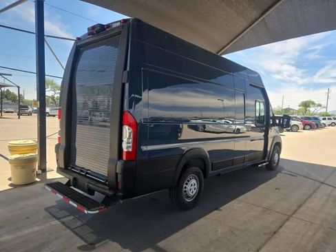 Used 2024 RAM ProMaster 3500 FWD image 2