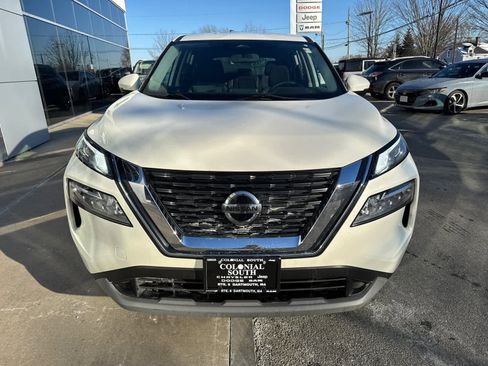 Used 2021 Nissan Rogue SV image 9